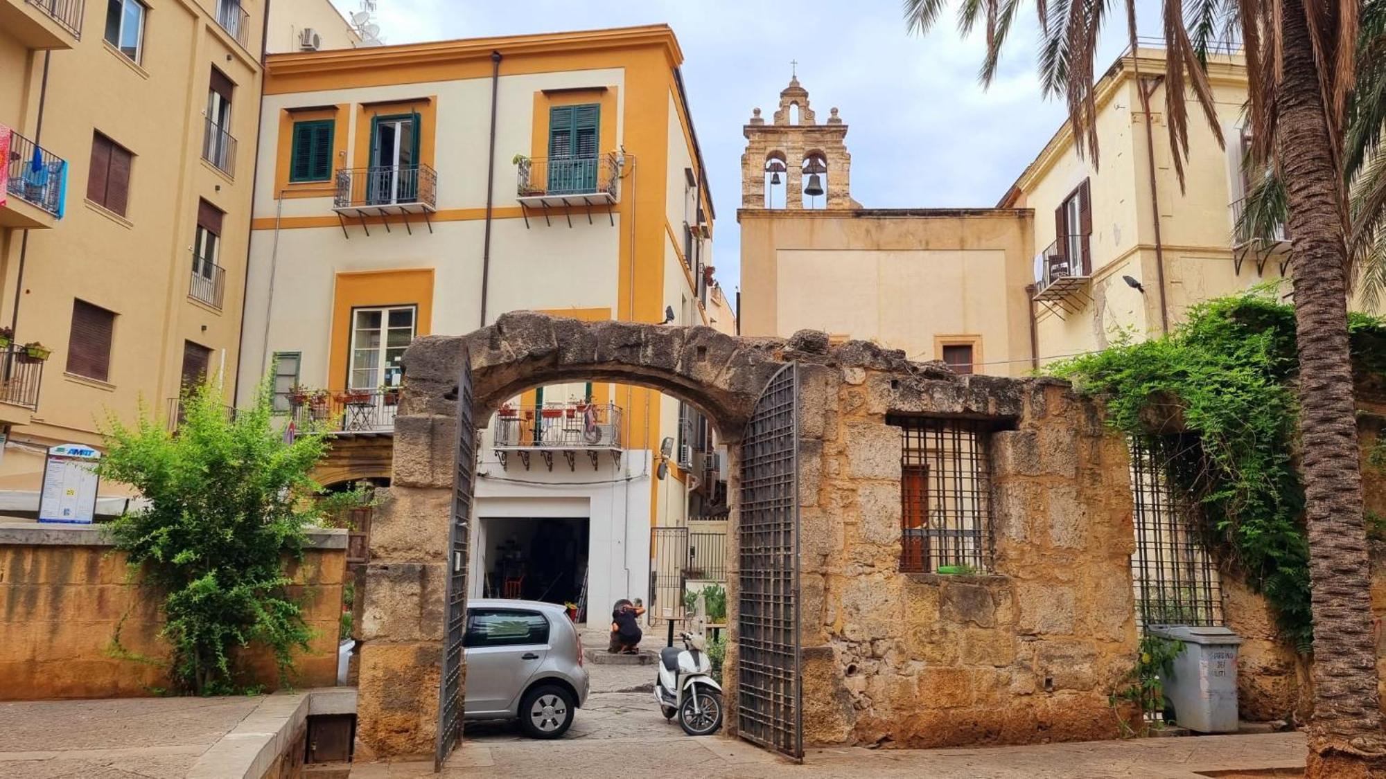 2 Sicilie Rooms And Suite In Centro Palermo Exterior foto